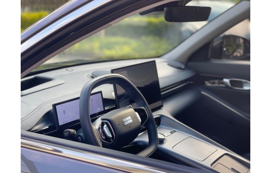 Geely Galaxy E5 2WD, 2025 (7), модель 2026 года, пробег 4 тысячи км